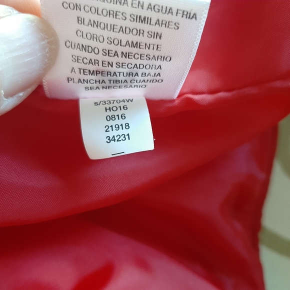 CHARTER CLUB PUFFER VEST - Picture 13 of 13